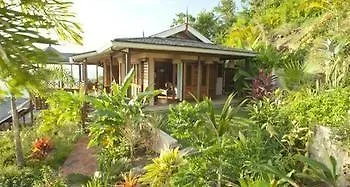 Villa Susanna Castries 4*,