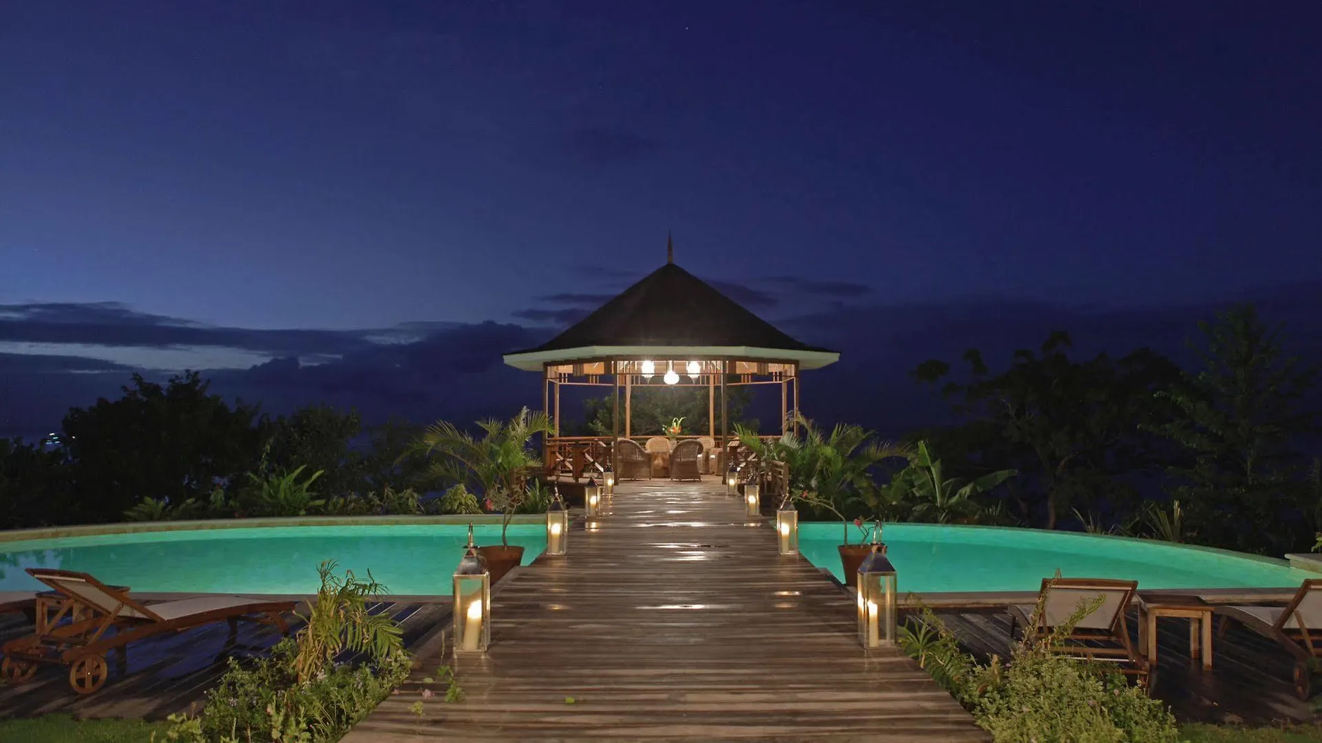 Villa Susanna Castries 4*,