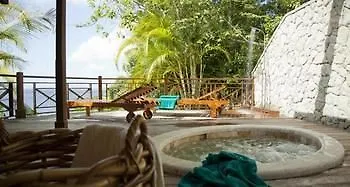 Villa Susanna Castries 4*,
